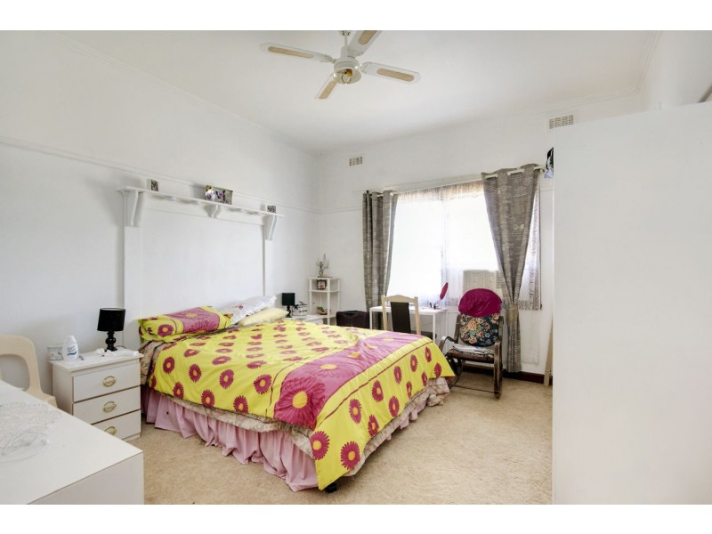 12 McKenzie St, Conargo NSW 2710
