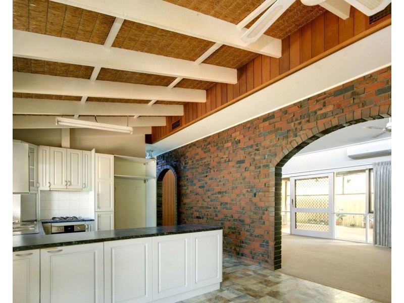 237 Burchfield Av, Deniliquin NSW 2710