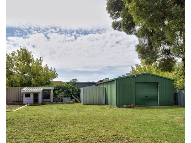 237 Burchfield Av, Deniliquin NSW 2710