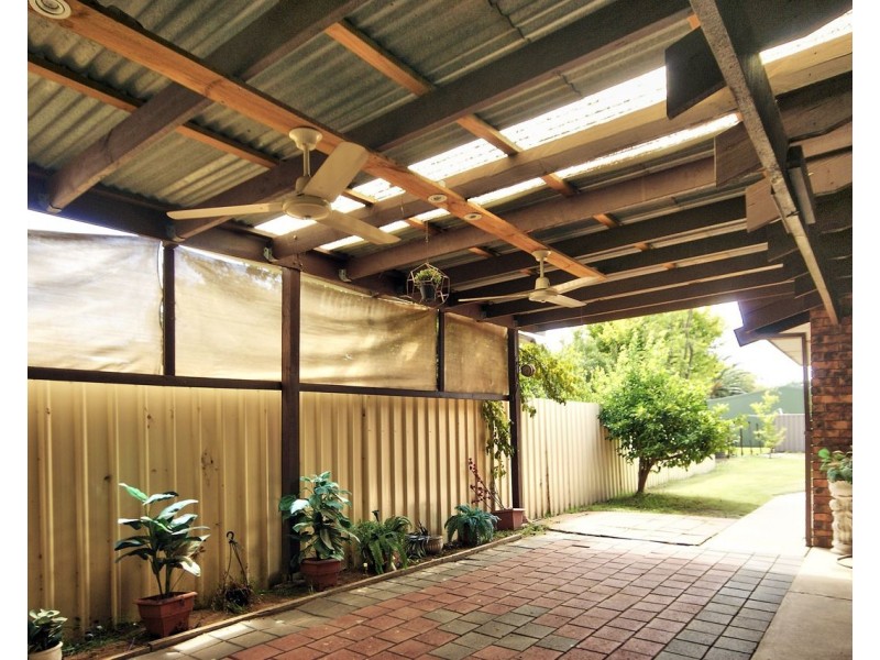 237 Burchfield Av, Deniliquin NSW 2710