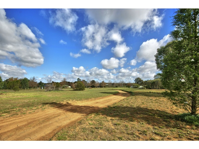 51 Mulumbah Road, Deniliquin NSW 2710