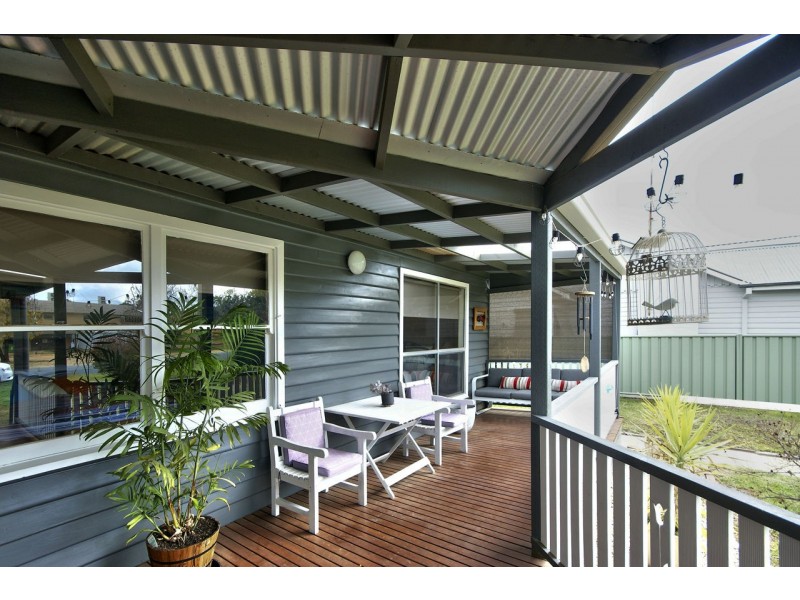 294 Poictiers Street, Deniliquin NSW 2710