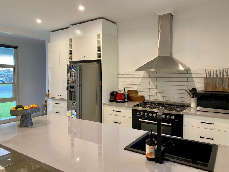 503 Poictiers St, Deniliquin NSW 2710