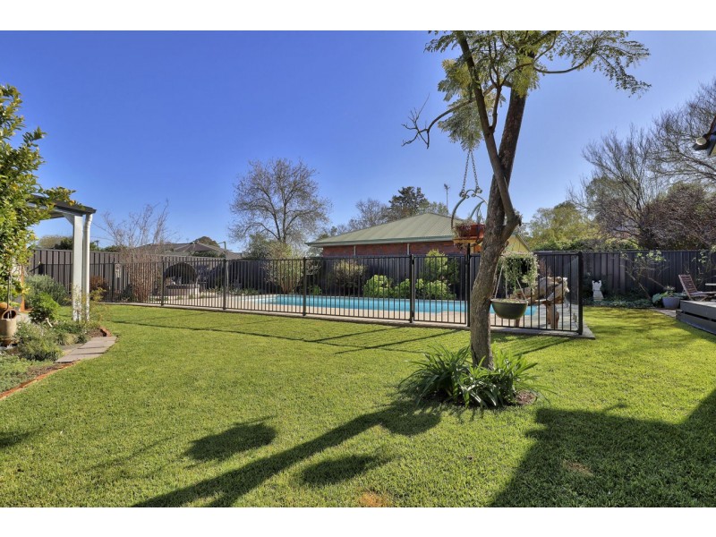 478 George Street, Deniliquin NSW 2710