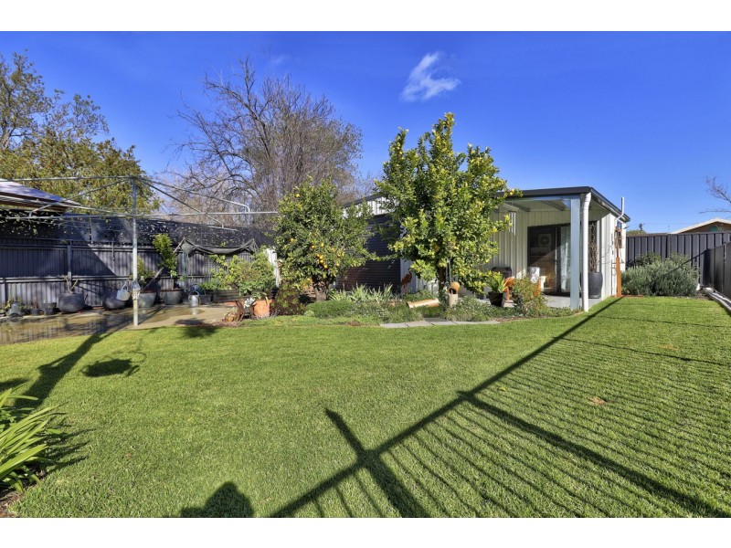 478 George Street, Deniliquin NSW 2710