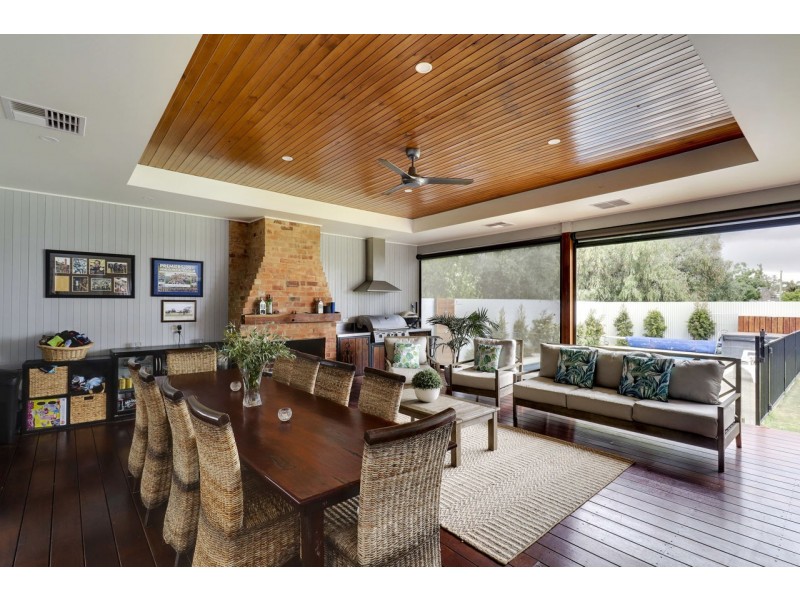 368 Henry St, Deniliquin NSW 2710