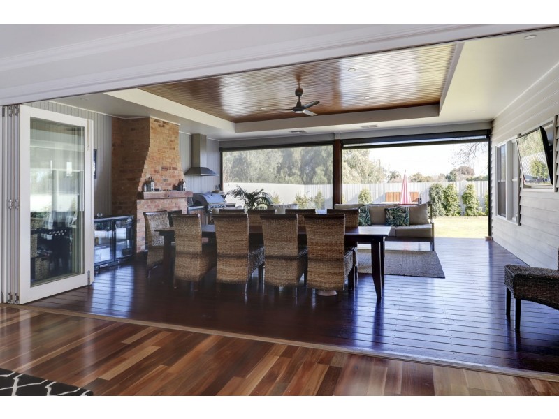 368 Henry St, Deniliquin NSW 2710