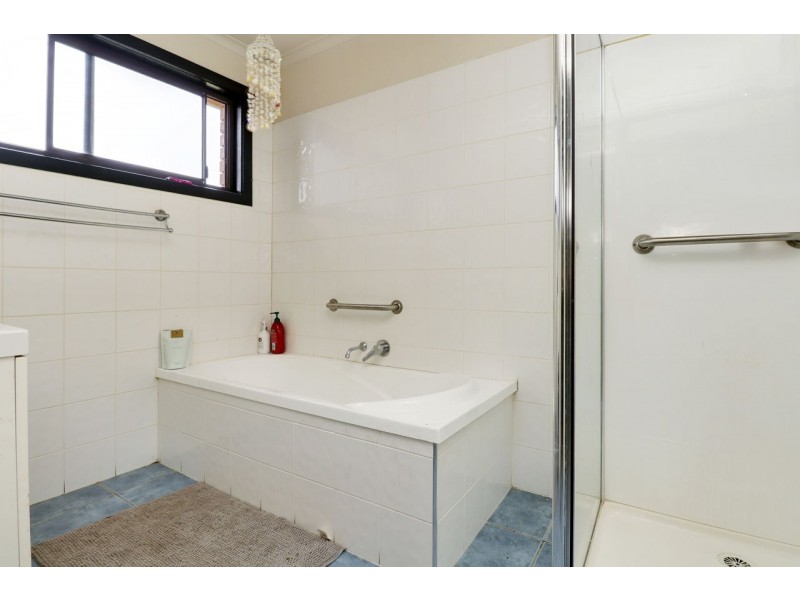 224 Finley Road, Deniliquin NSW 2710