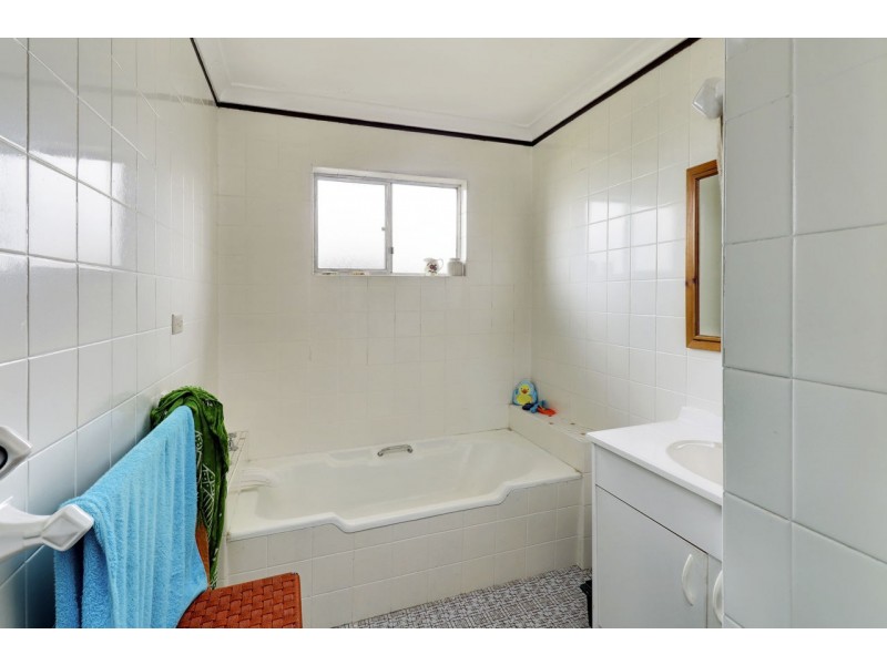 172 Yarra St, Deniliquin NSW 2710