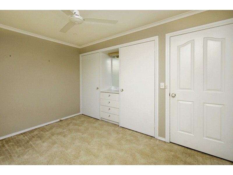 239 Victoria Street, Deniliquin NSW 2710