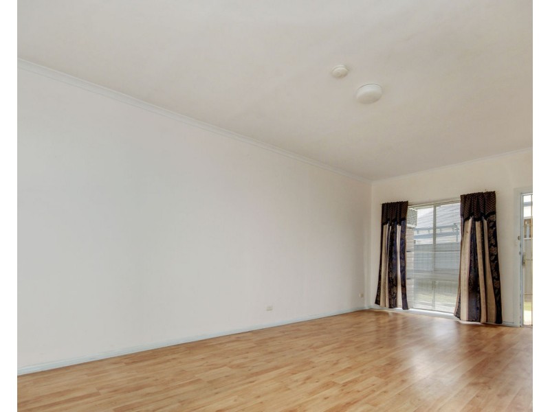 9/334-336 Henry Street, Deniliquin NSW 2710