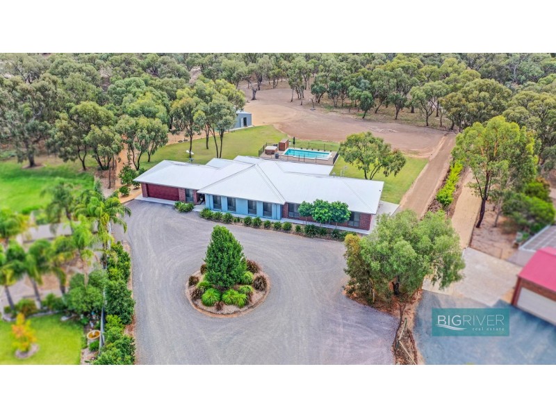 49 Pindara Lane, Deniliquin NSW 2710