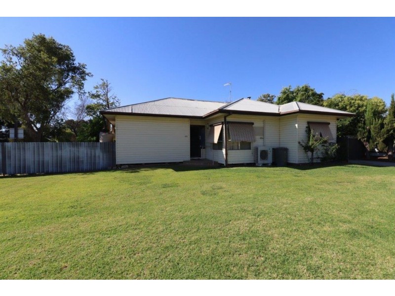 462 Wilkinson Street, Deniliquin NSW 2710