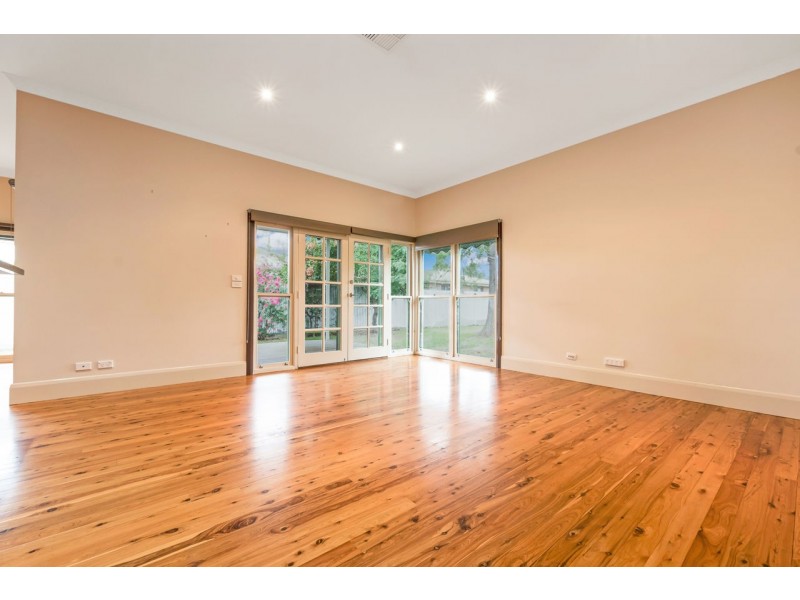 427 George Street, Deniliquin NSW 2710