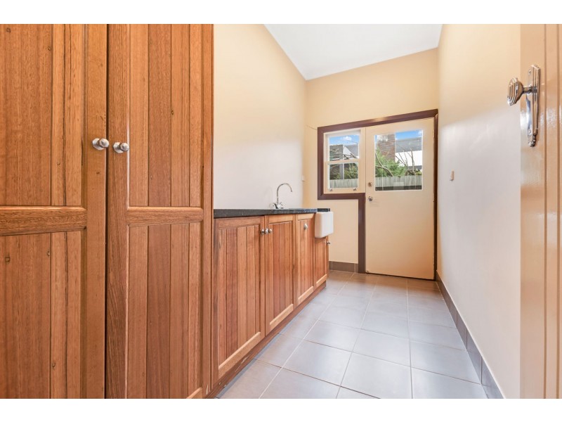 427 George Street, Deniliquin NSW 2710