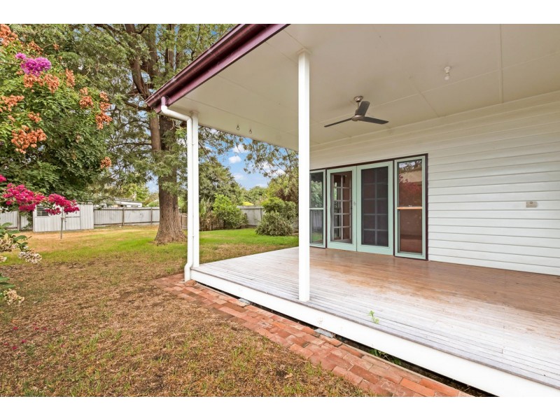 427 George Street, Deniliquin NSW 2710