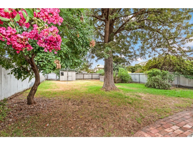 427 George Street, Deniliquin NSW 2710