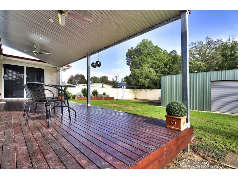 135 Dick Street, Deniliquin NSW 2710