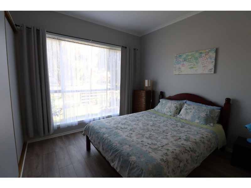 455 Poictiers St, Deniliquin NSW 2710