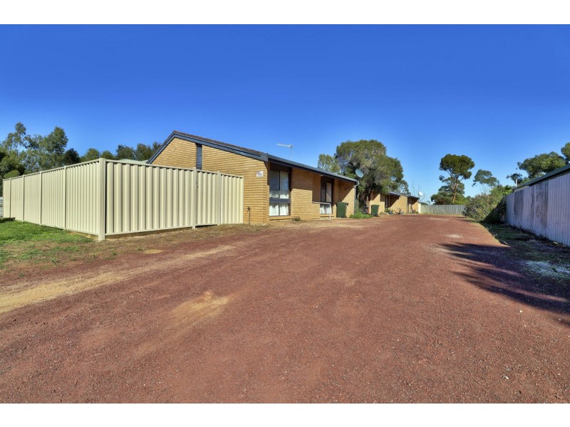 268 Noyes Street, Deniliquin NSW 2710
