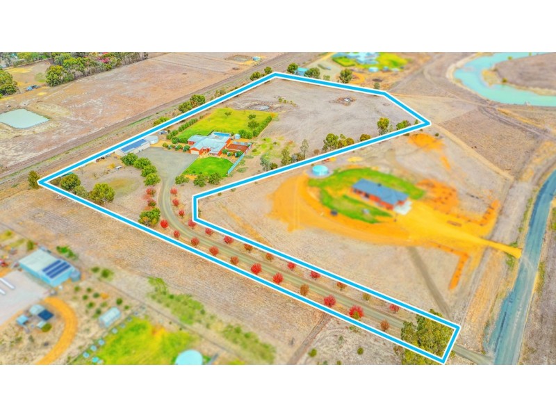 25 Riverview Dr, Deniliquin NSW 2710