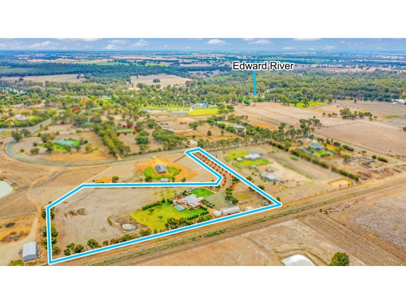 25 Riverview Dr, Deniliquin NSW 2710