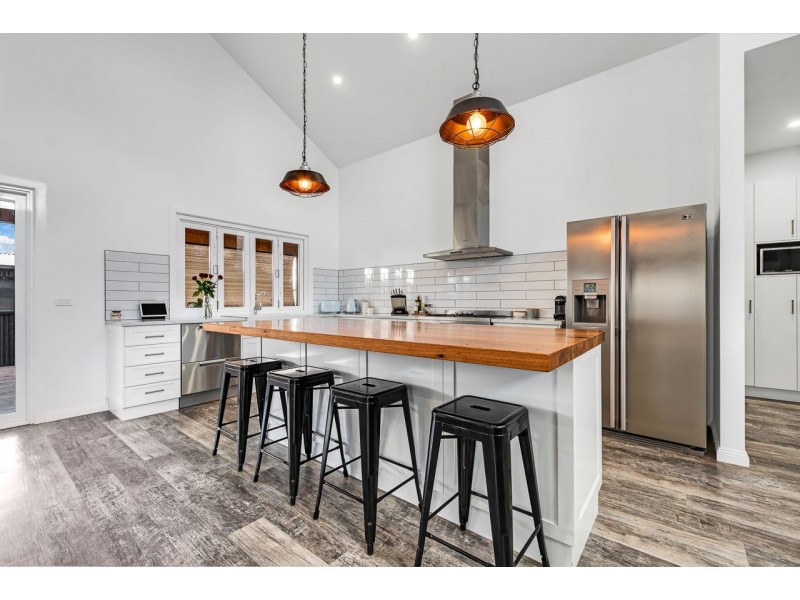 476 Cressy Street, Deniliquin NSW 2710