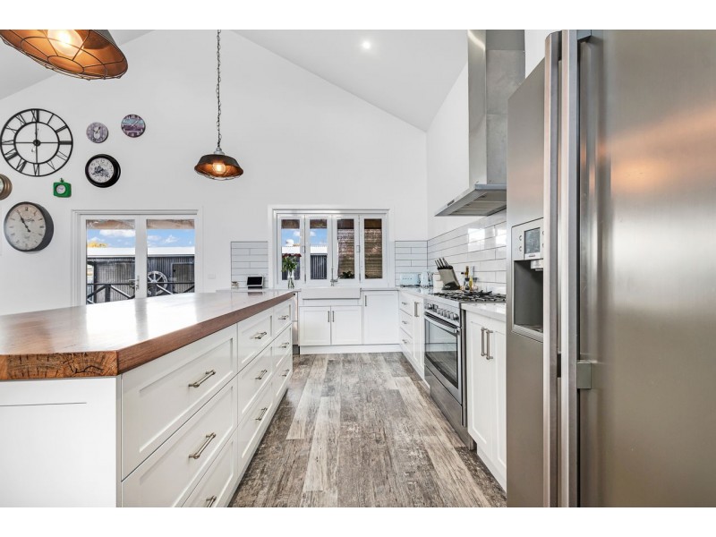 476 Cressy Street, Deniliquin NSW 2710