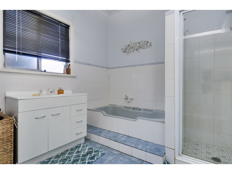 110 Russell Street, Deniliquin NSW 2710