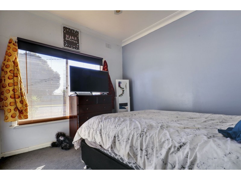 110 Russell Street, Deniliquin NSW 2710