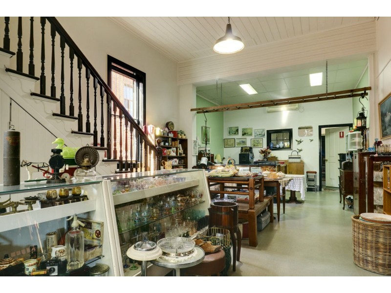 36 Napier Street, Deniliquin NSW 2710