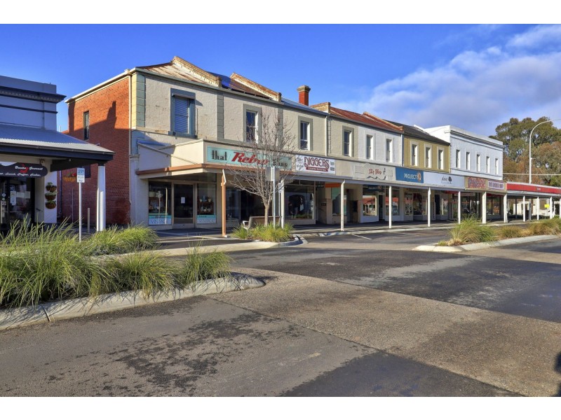 36 Napier Street, Deniliquin NSW 2710