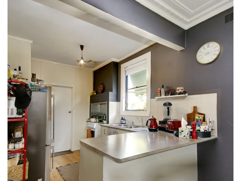 298 Henry Street, Deniliquin NSW 2710