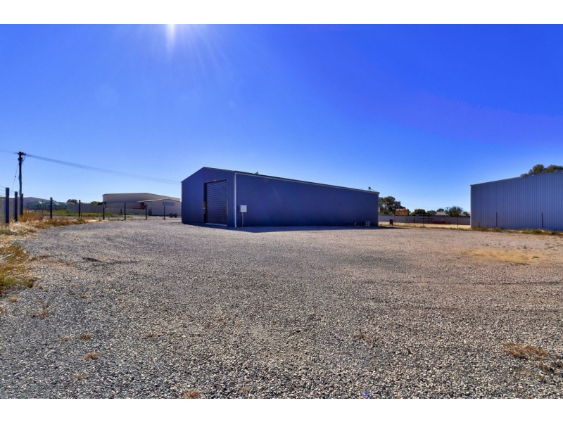 18 Kelly Street, Deniliquin NSW 2710