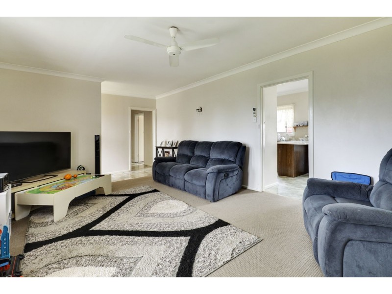 82 Russell Street, Deniliquin NSW 2710