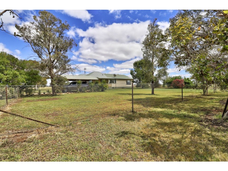 369 Carrigan Road, Deniliquin NSW 2710