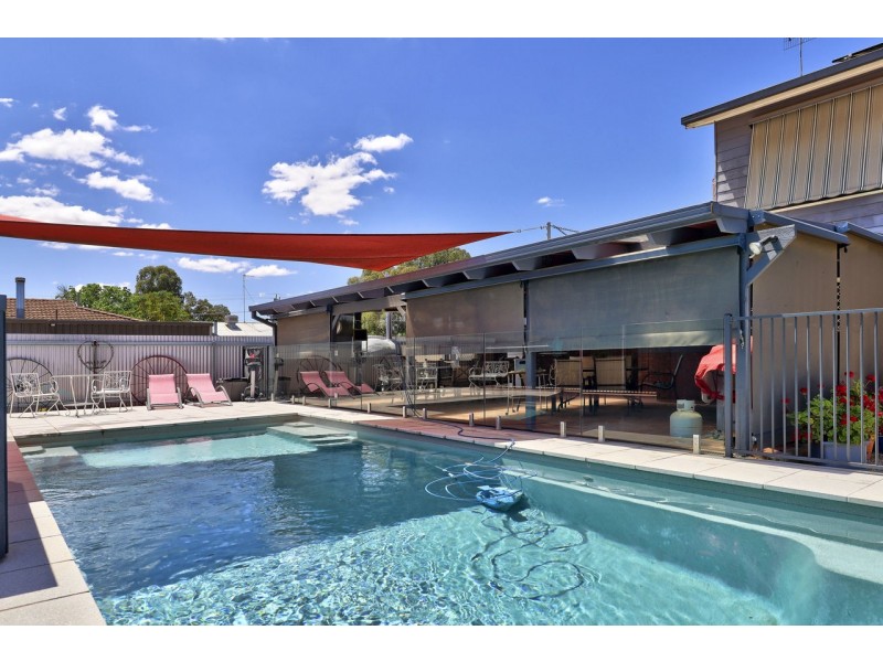 115 Ross Street, Deniliquin NSW 2710