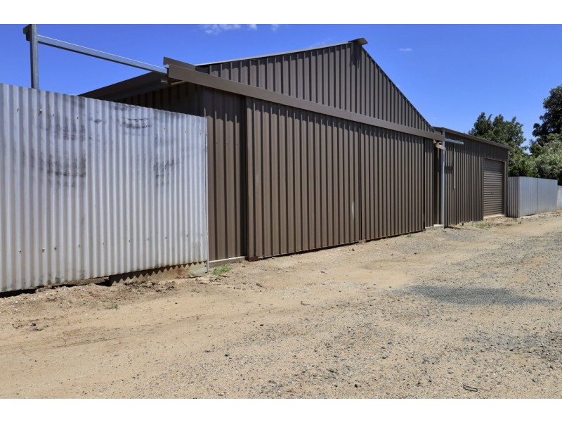 115 Ross Street, Deniliquin NSW 2710