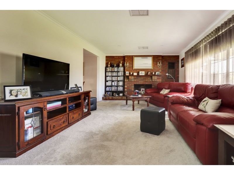 115 Ross Street, Deniliquin NSW 2710