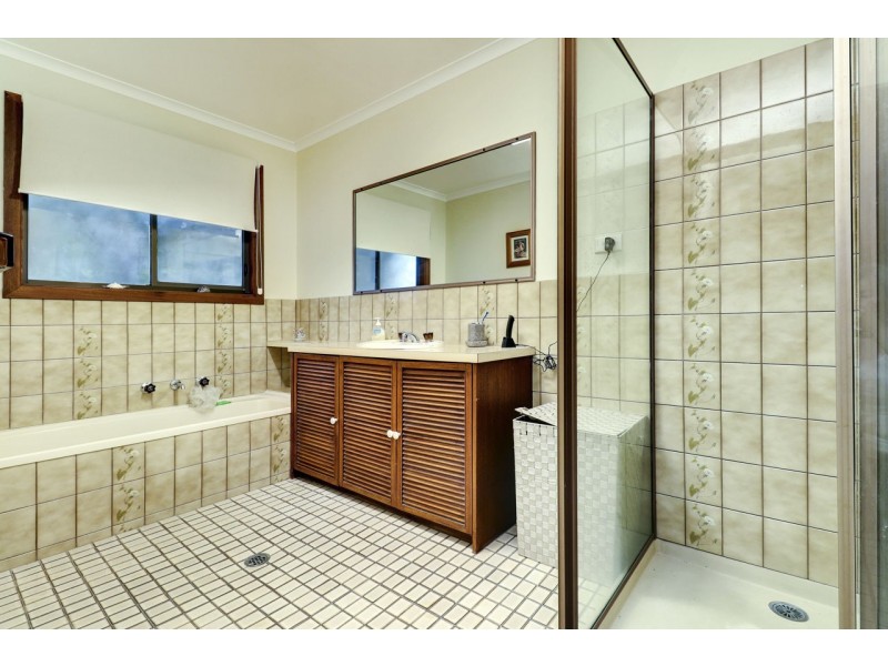 115 Ross Street, Deniliquin NSW 2710