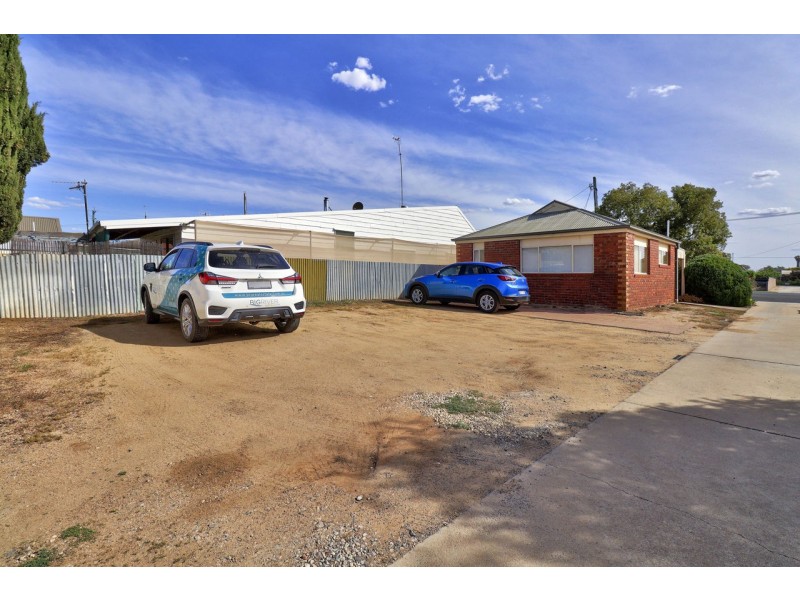 405 Cressy Street, Deniliquin NSW 2710