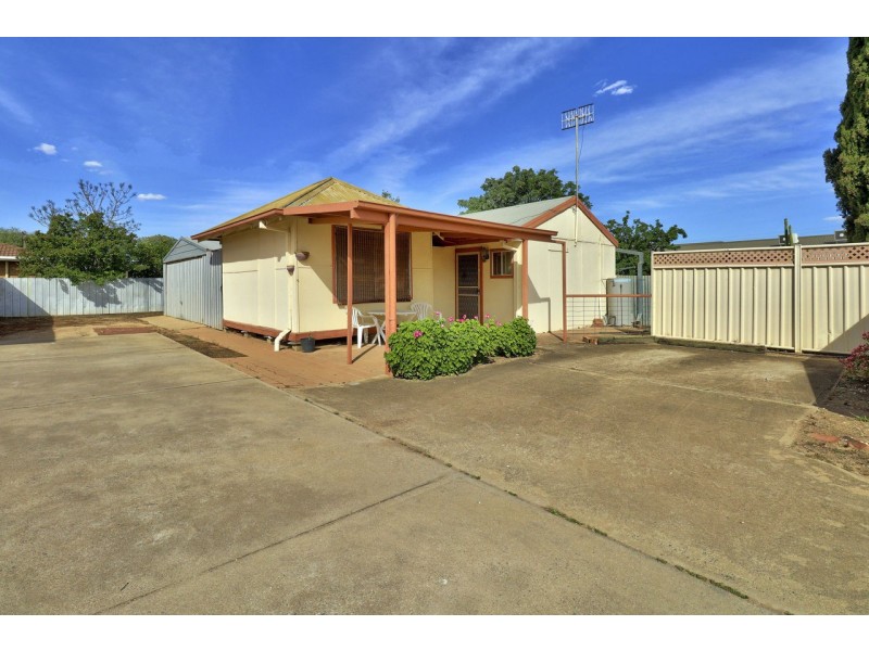 405 Cressy Street, Deniliquin NSW 2710