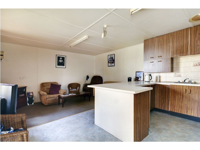 405 Cressy Street, Deniliquin NSW 2710