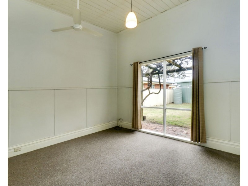 430 Cressy Street, Deniliquin NSW 2710