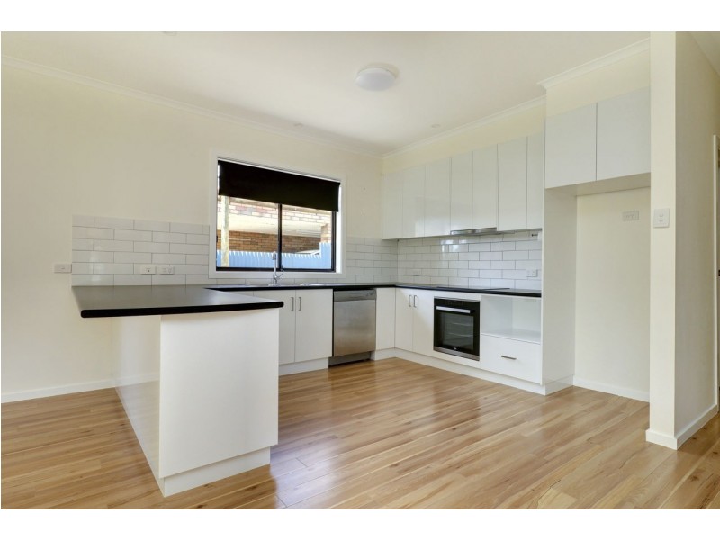 516 Henry Street, Deniliquin NSW 2710