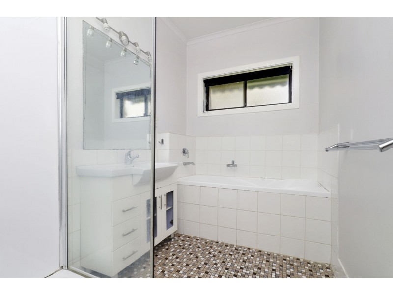 516 Henry Street, Deniliquin NSW 2710