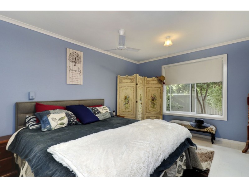 213 River Street, Deniliquin NSW 2710