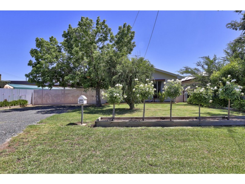 514 Poictiers Street, Deniliquin NSW 2710