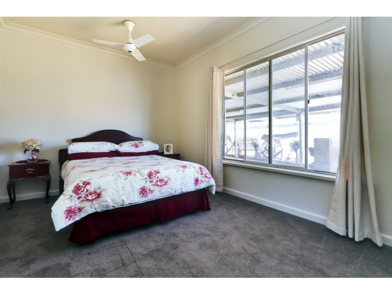 514 Poictiers Street, Deniliquin NSW 2710