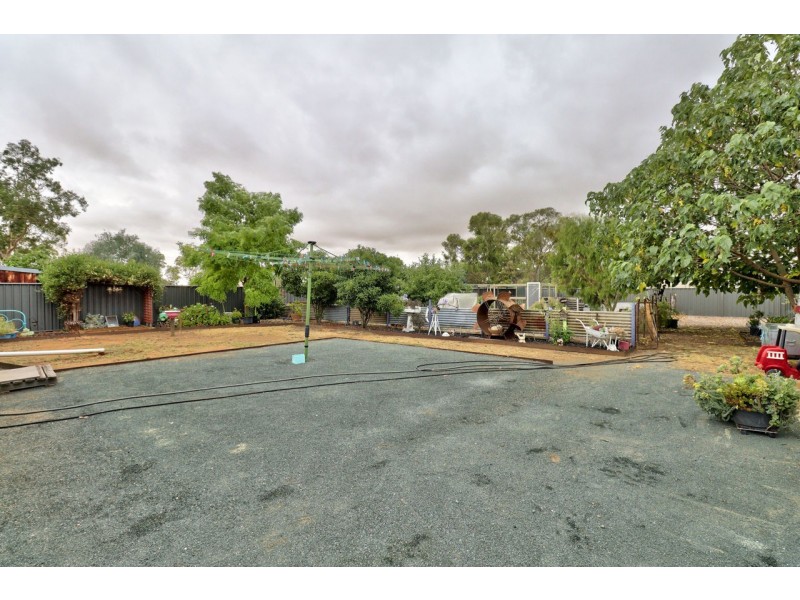 11 Lawrence Street, Mathoura NSW 2710